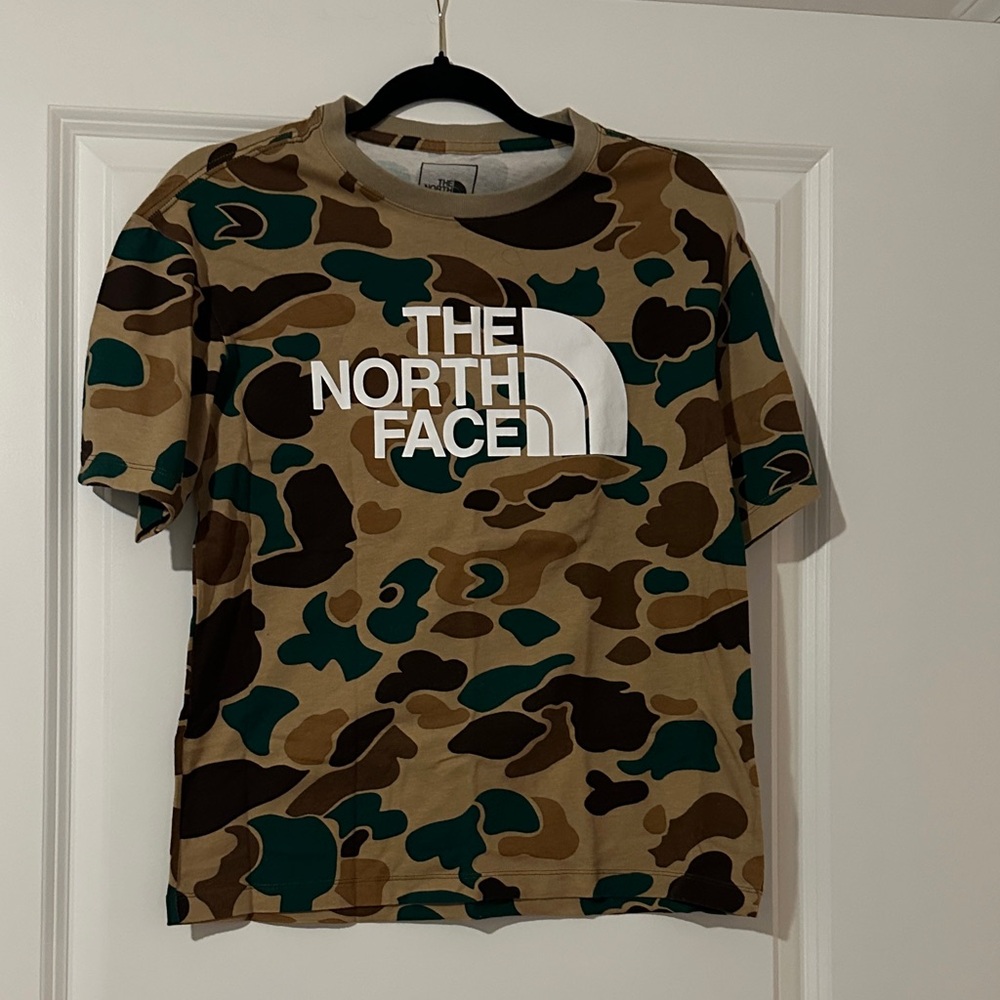 The North Face Camo Logo T-Shirt in Tan, Brown & Green